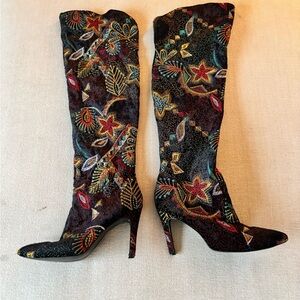 Forever 21 Multicolor Embroidered Heeled Boots